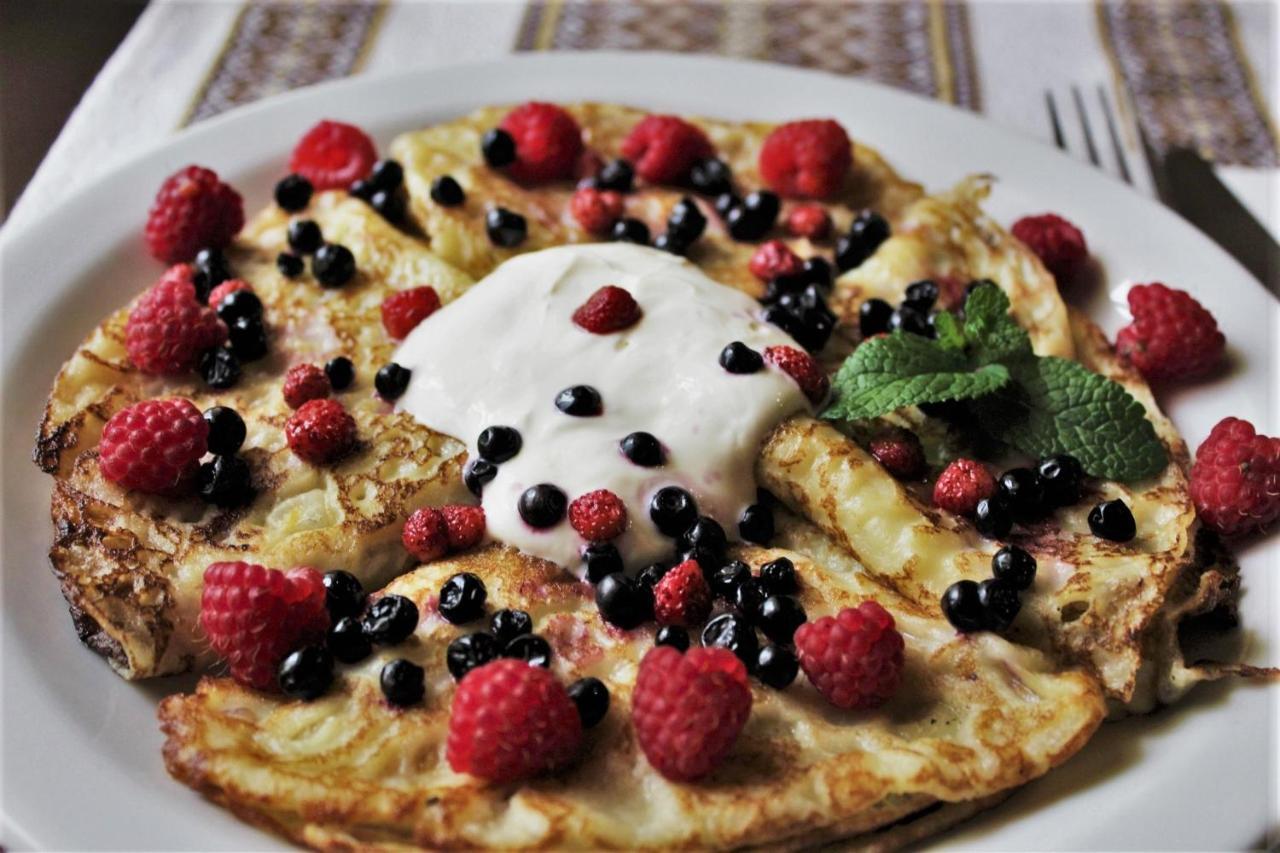 "Lian" Family Hotel & Restaurant Hajasd Kültér fotó